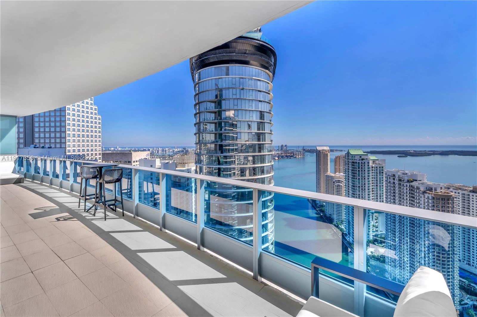 Building Photo - 200 Biscayne Boulevard Way