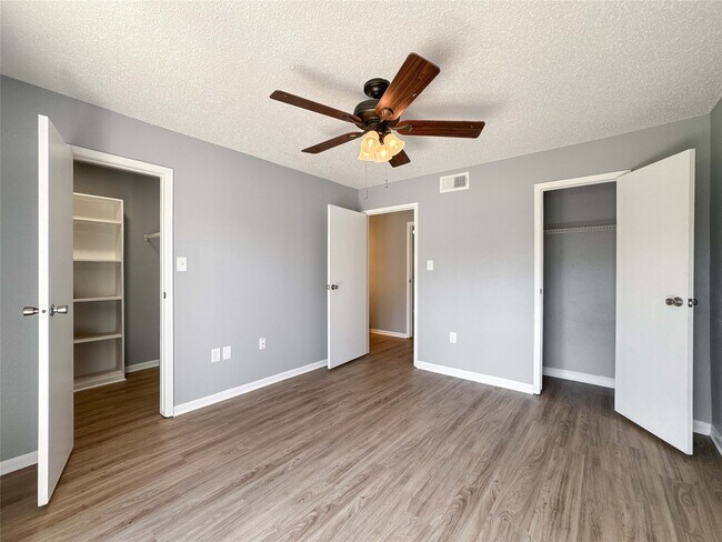 Building Photo - 260 El Dorado Blvd