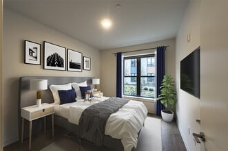 Building Photo - 100 Cabot St