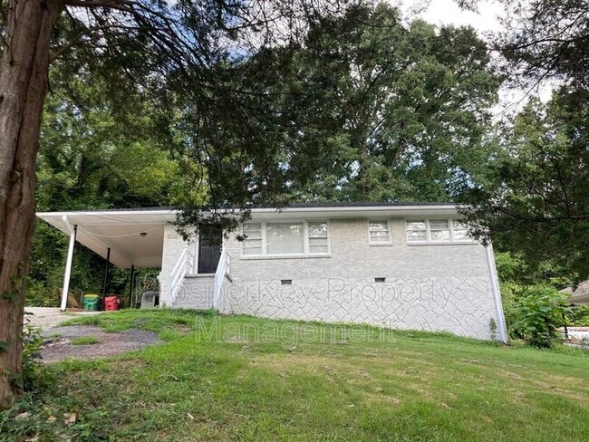 Primary Photo - 4555 Hillpine Rd