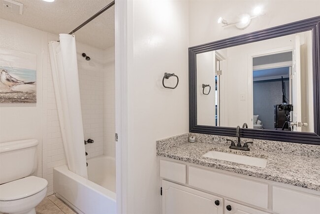 Building Photo - 12123 Monticeto Ln