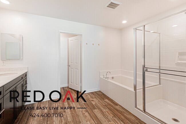 Building Photo - 14430 Strawberry Ln