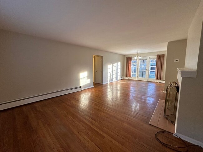 Building Photo - South Hill 3-Bedroom, 2-Bath Rancher with Finished Basement