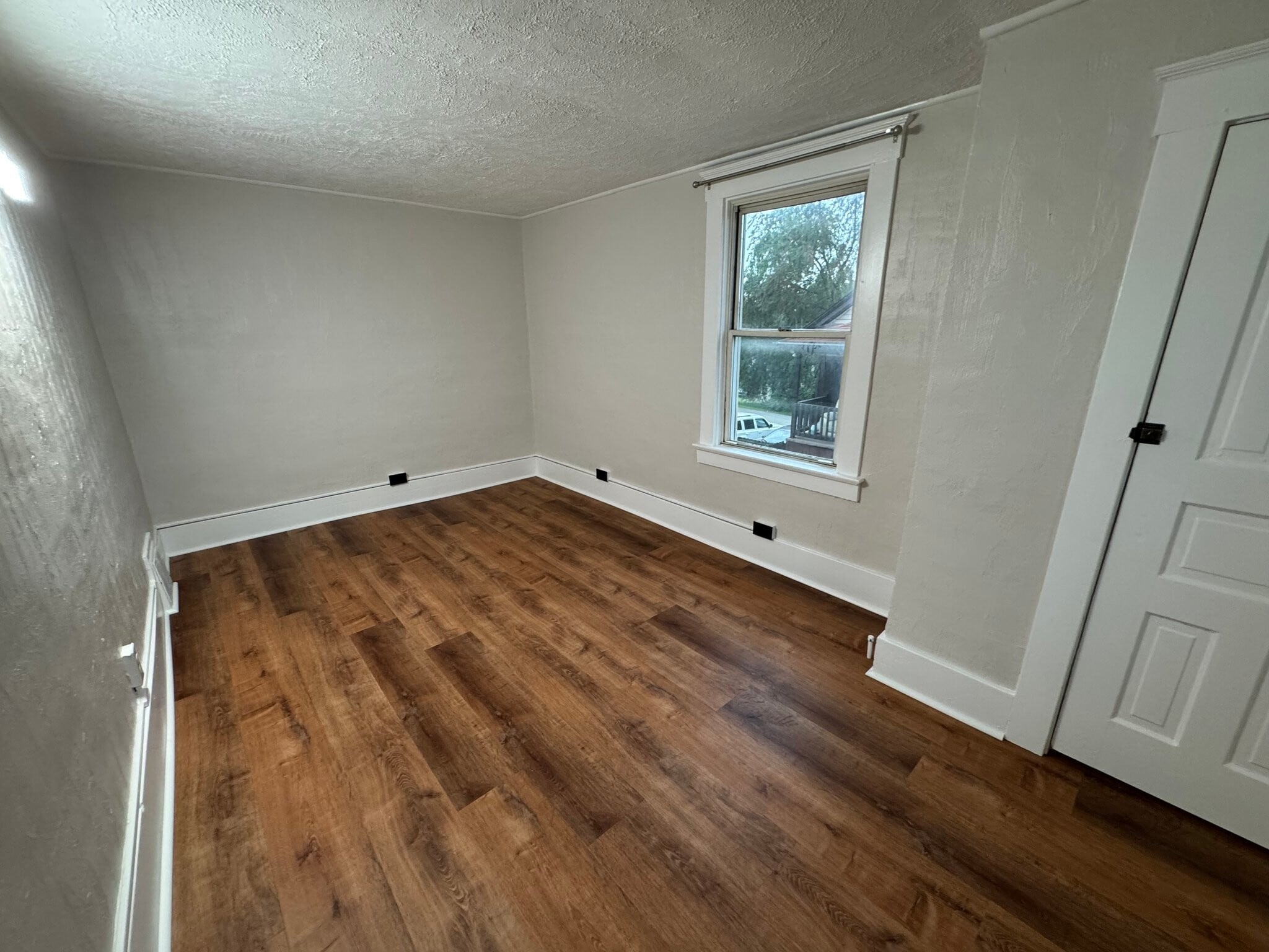 Building Photo - 911 Punta Gorda Ave