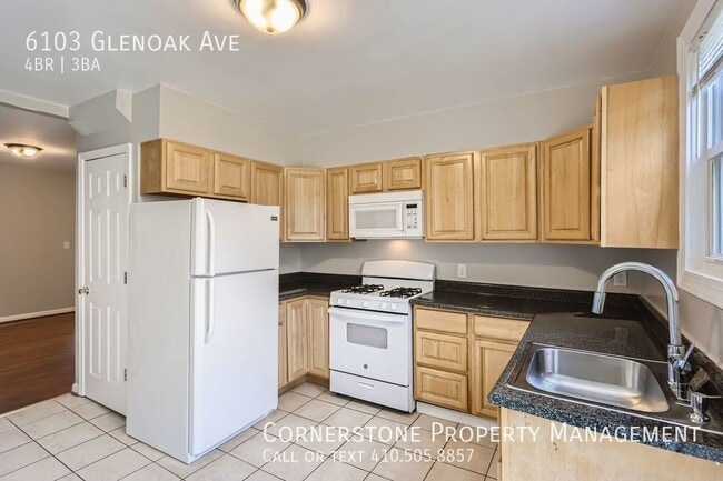 Building Photo - 6103 Glenoak Ave