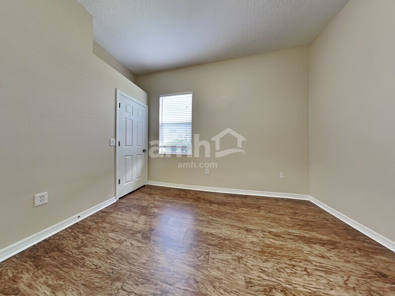Building Photo - 12634 Cara Cara Loop