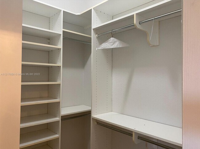 Building Photo - 15327 SW 55th Ter