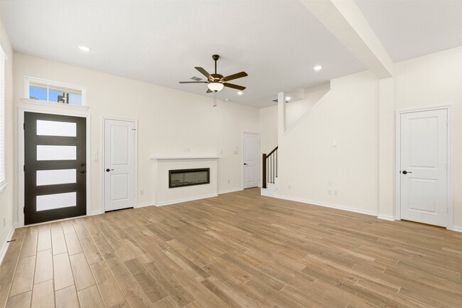 Building Photo - 106 W Coralburst Lp