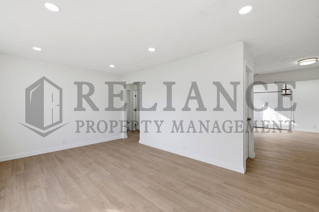 Building Photo - 6651 N Scottsville St