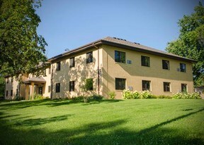 Building Photo - Wegner Apartments