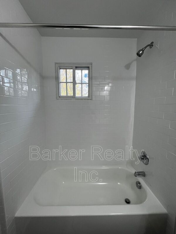 Building Photo - 555-4 E. Edenton Street