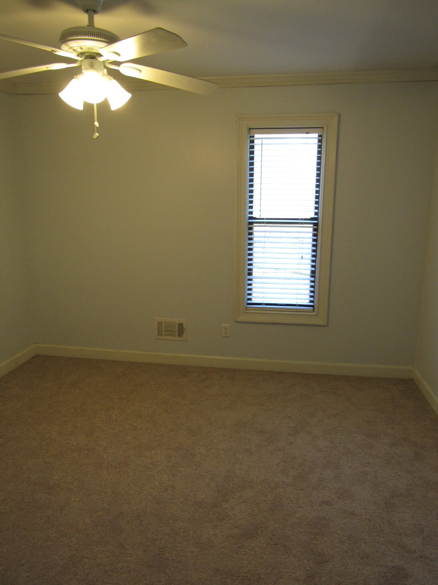 1st bedroom - 1273 W Wylie Bridge Rd