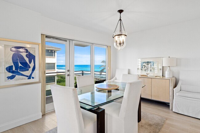 Building Photo - 2066 N Ocean Blvd