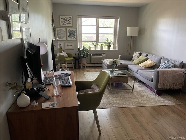 Primary Photo - 400 Mt Pleasant Ave