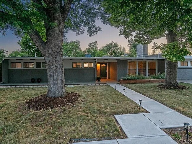 Building Photo - Quiet, Tree-Shaded Mid-Mod Steps to Downtown Littleton. Gorgeous Remodel.