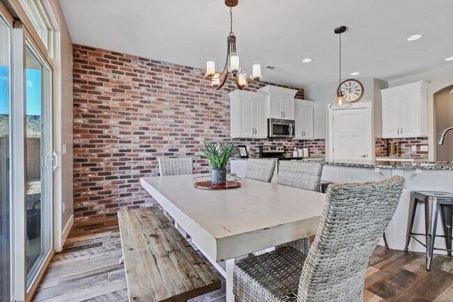 Building Photo - 3364 W 2490 S