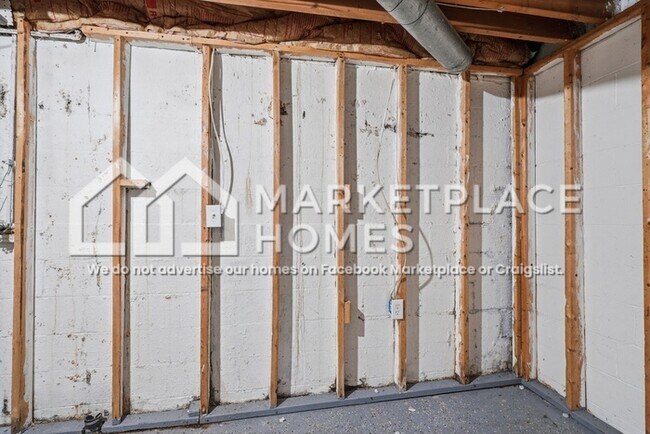 Building Photo - 5702 Beechcroft Rd