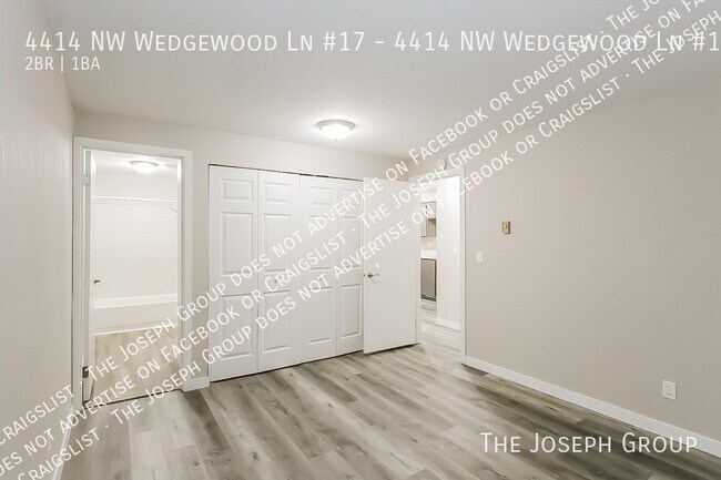 Building Photo - 4414 NW Wedgewood Ln