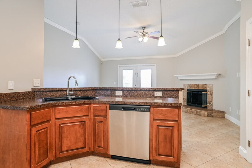 Building Photo - 3015 Hickory Glen Dr