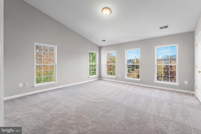 Building Photo - 12420 Rollys Ridge Ave