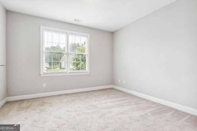 Building Photo - 4402 Income Cir