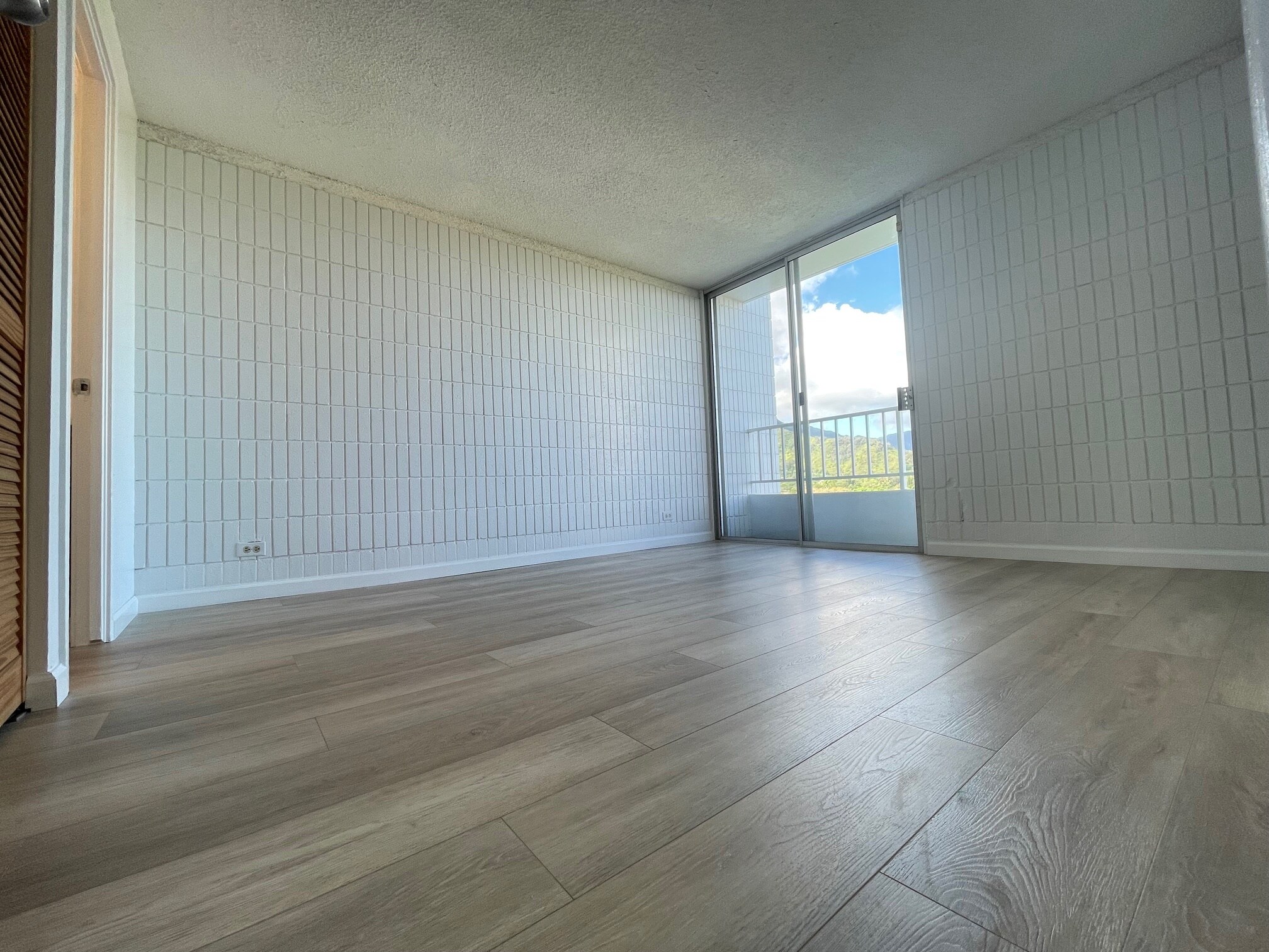 Building Photo - 46-283 Kahuhipa St