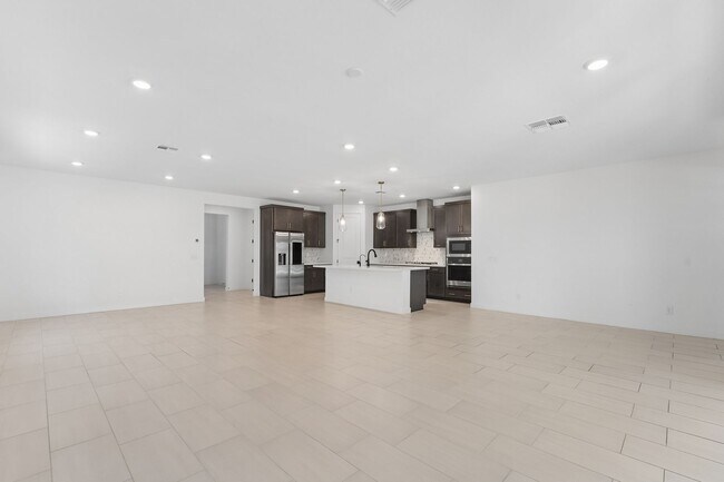 Building Photo - Luxury Waterston North Home with Private Generation Suite and Resort-Style Living