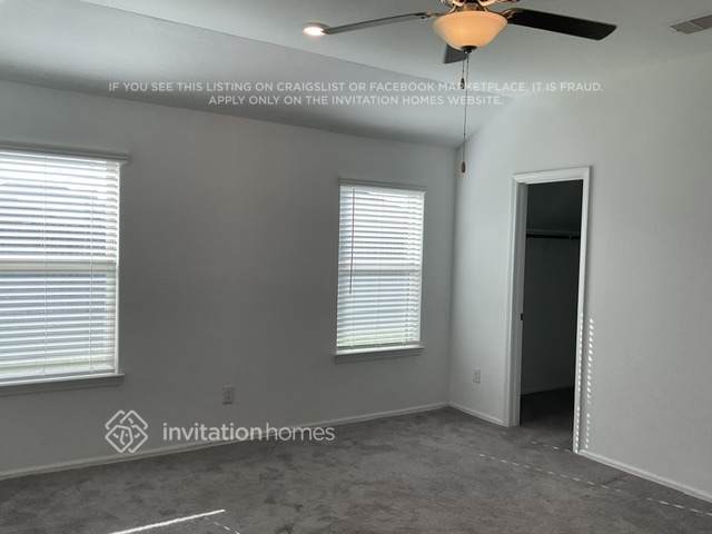 Building Photo - 428 Pecan Landing Ln