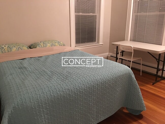 Building Photo - 1000A Memorial Dr. Unit 2B