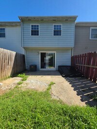 Building Photo - 1368 Harford Square Dr