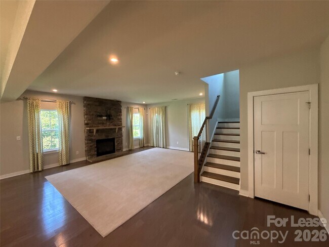 Building Photo - 14012 Sunnyhill Grove Rd