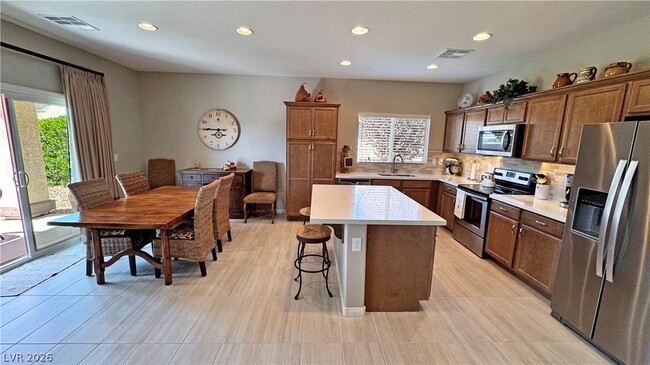 Building Photo - 5245 E La Campana Dr