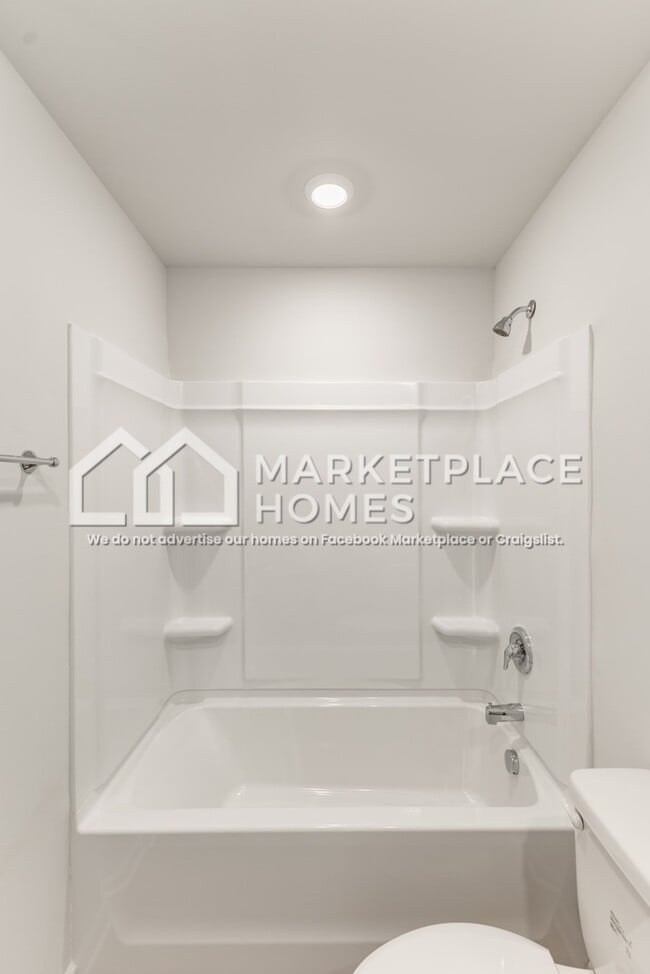 Building Photo - 4129 Hudson Ct SW