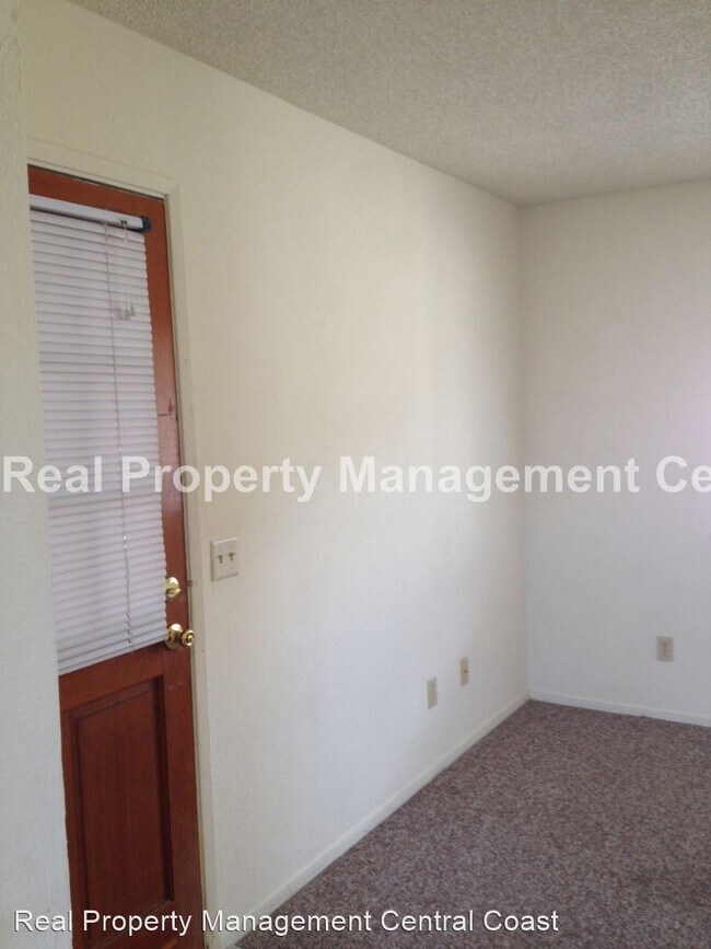 Building Photo - 2 br, 1 bath House - 1068 Baden Ave
