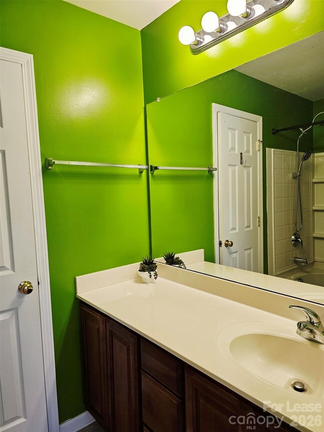 Building Photo - 10609 Fuller Ridge Cir