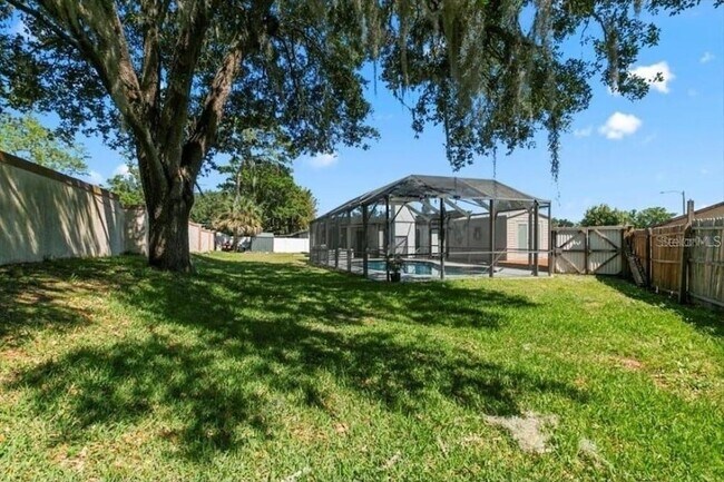 Building Photo - 2506 Bali Cir