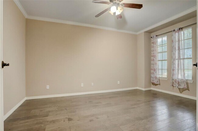 Building Photo - 514 Little River Ct