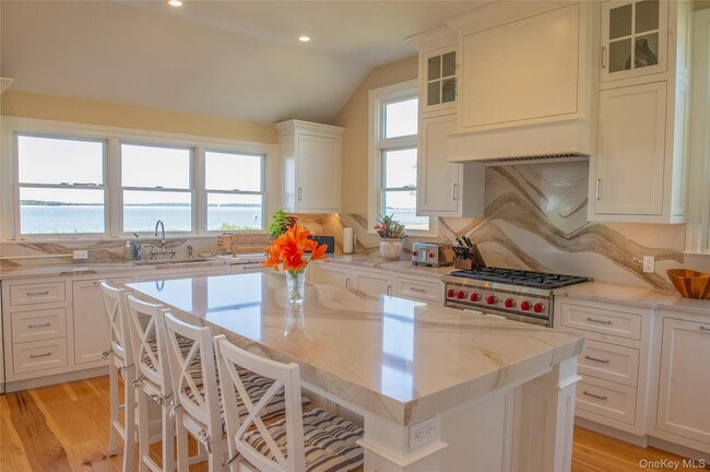 Building Photo - 2450 Peters Neck Rd