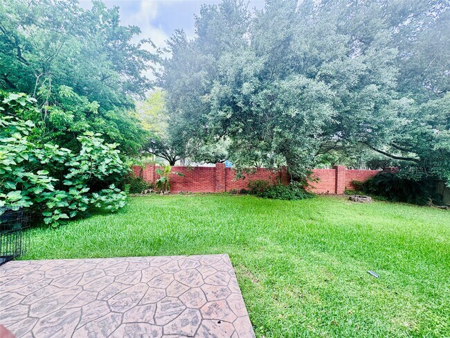 Building Photo - 506 Birch Hill Dr