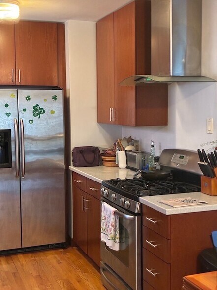 Building Photo - 1518 Tamm Ave