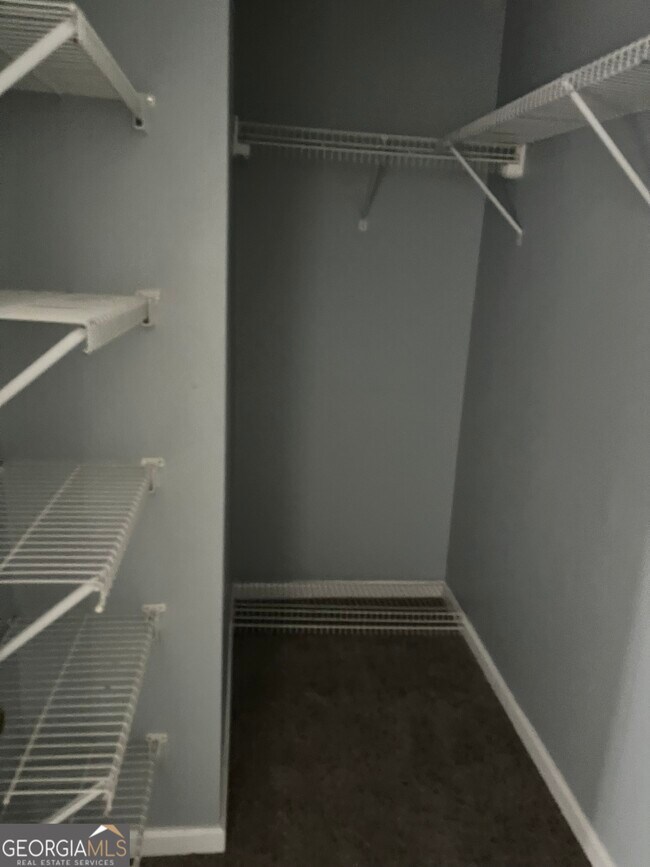 Building Photo - 506 Rosewood Cir