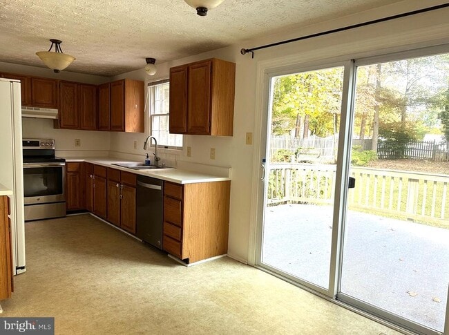 Building Photo - 4313 Lamarre Dr