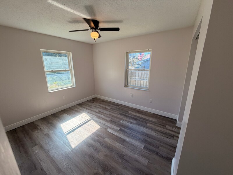 Building Photo - 40027 Proud Mockingbird Rd