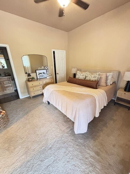 Building Photo - 1208 Alpine Oaks Dr