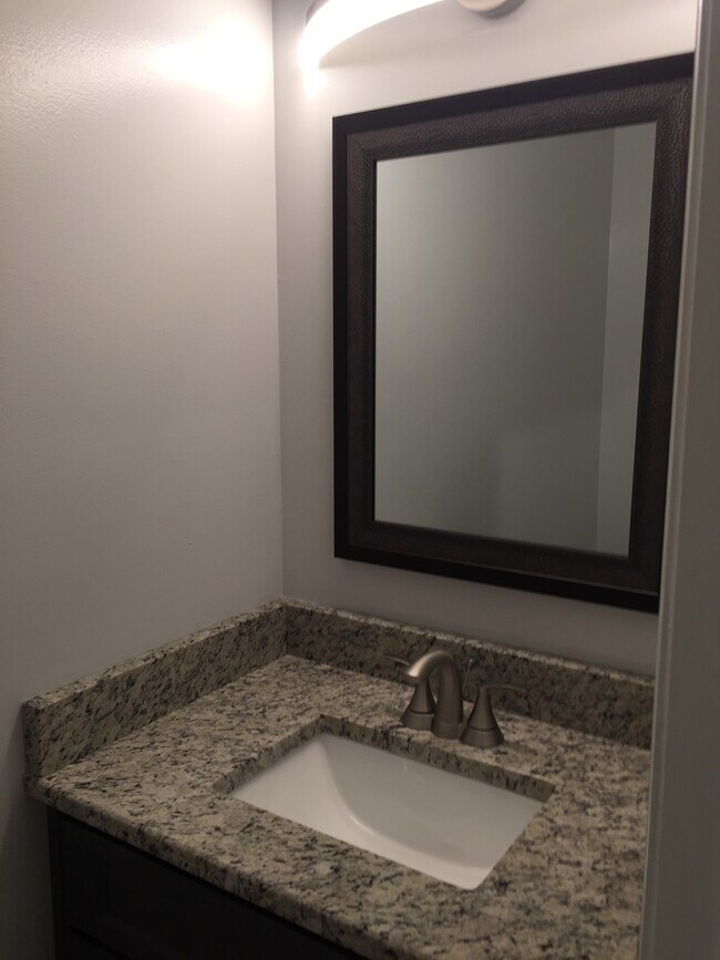 Half bath - 1722 13th Ct S