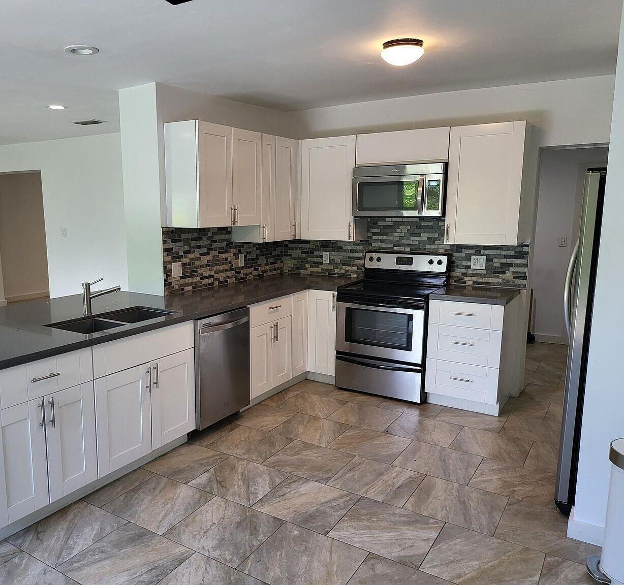 Building Photo - 8575 SW 125th St