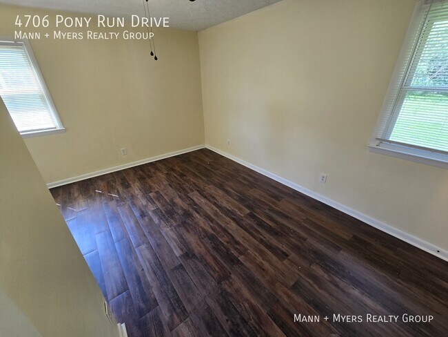Building Photo - 4706 Pony Run Dr