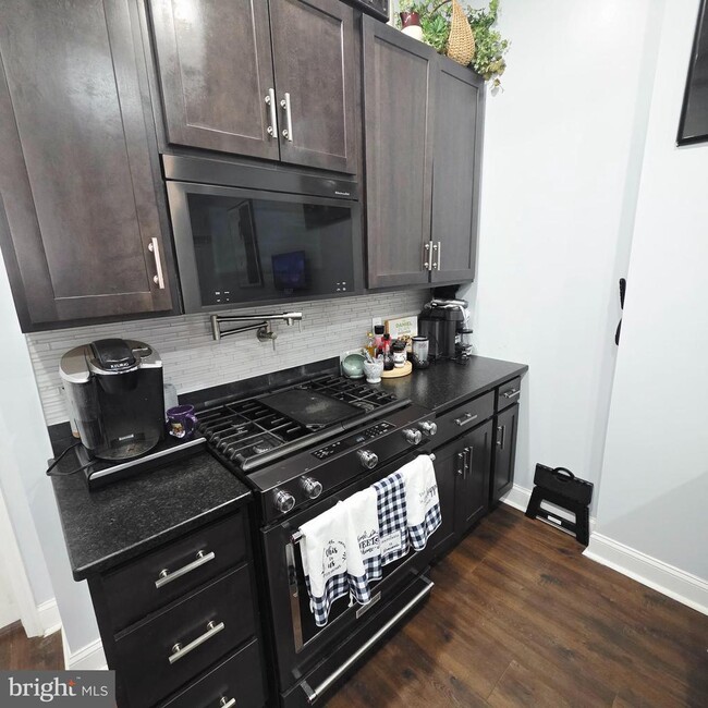 Building Photo - 768 N 26th St