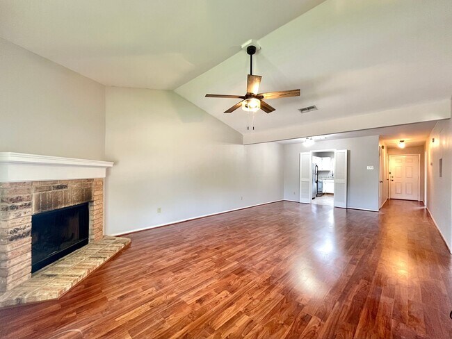 Building Photo - 400 W South Town Dr