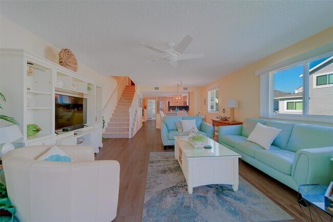 Building Photo - 911 Harbour House Dr